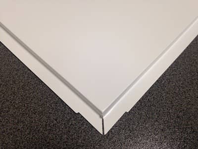 Купить Плита Cesal потолочная, кассетная, алюминиевая, белая, кромка Тегулар 90, 600х600 мм, 1 шт. по низкой цене