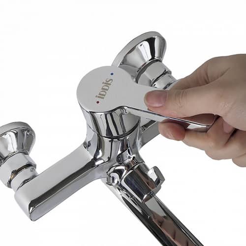 Купить Смеситель для ванны IDDIS Sena с длинным изливом по низкой цене