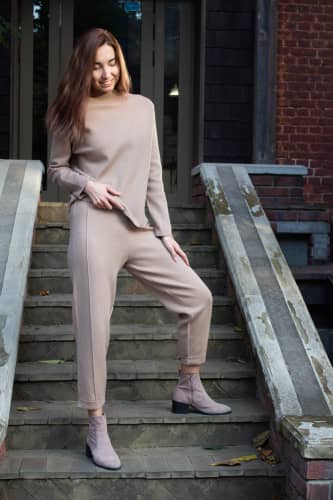 Купить Костюм Lara JS-1952 коричневый по низкой цене