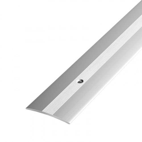 Деревянный, металлический, пластиковый напольный плинтус.