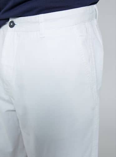 Купить Шорты-бермуды Piazza Italia белые по низкой цене