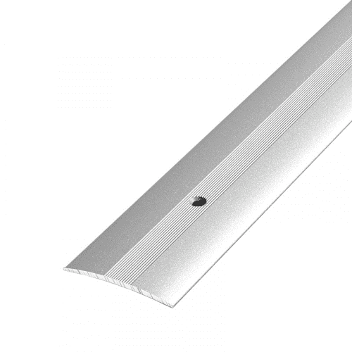 Деревянный, металлический, пластиковый напольный плинтус.