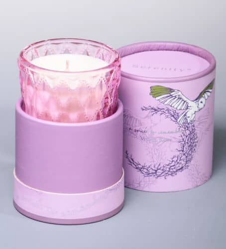 Купить Свеча Serenity Бархатная роза, ароматическая в подарочной коробке по низкой цене