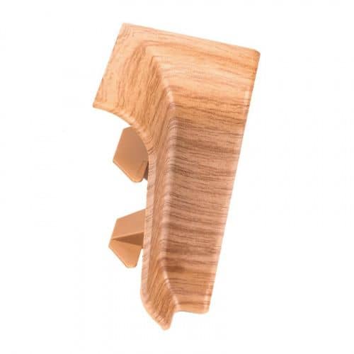 Деревянный, металлический, пластиковый напольный плинтус.