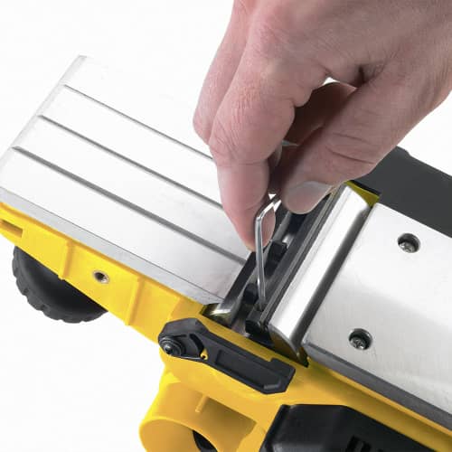 Купить Рубанок электрический STANLEY STPP7502, 750 Вт, 82 мм по низкой цене