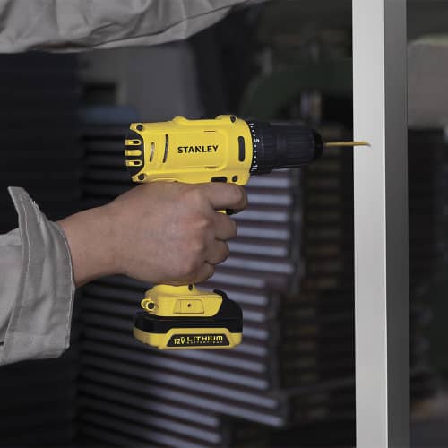 Купить Шуруповерт аккумуляторный STANLEY SCD121S2K 12 В 2х1,5 Ач Li-Ion по низкой цене