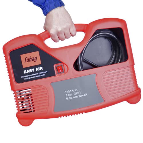 Купить Компрессор безмасляный Fubag Easy Air 1,1 кВт + набор из 5 предметов по низкой цене