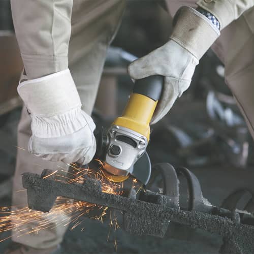 Купить Угловая шлифмашина STANLEY SG6125, 620 Вт 125 мм по низкой цене