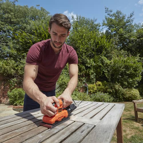 Купить Вибрационная шлифмашина Black&Decker BEW220-QS 150 Вт подошва 91х189 мм по низкой цене