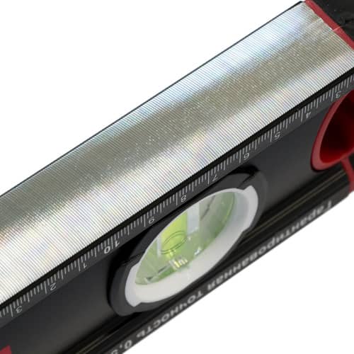 Купить Уровень DORN PRO 80 см магнитный с ручками 3 глазка по низкой цене