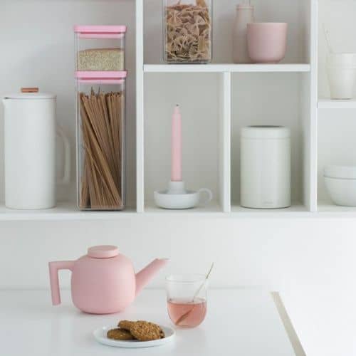 Купить Контейнер Brabantia пластиковый, прямоугольный, розовый 0,7 л по низкой цене