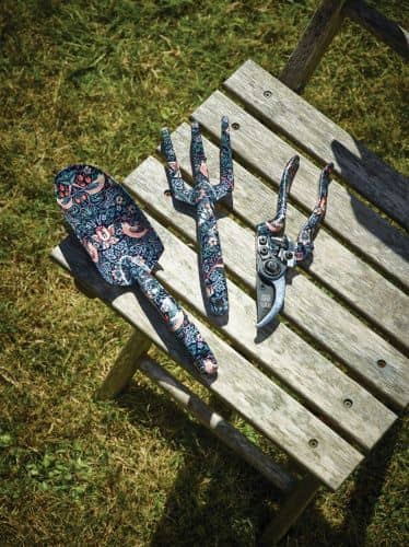 Купить Секатор Briers Strawberry Thief по низкой цене