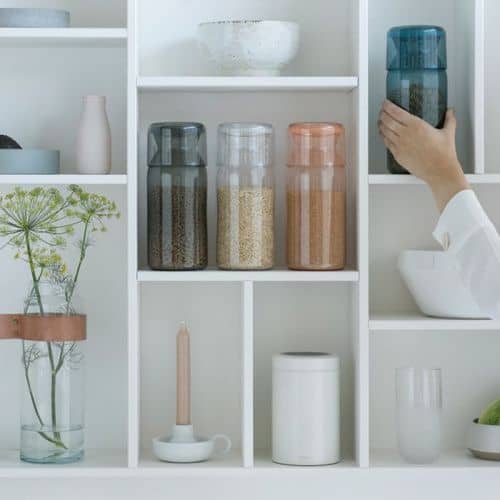 Купить Банка Brabantia пластиковая, с мерным стаканом, прозрачный 1,3 л по низкой цене