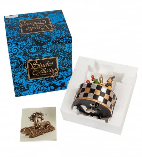 Купить Статуэтка Veronese Шут WS-670 музыкальная по низкой цене