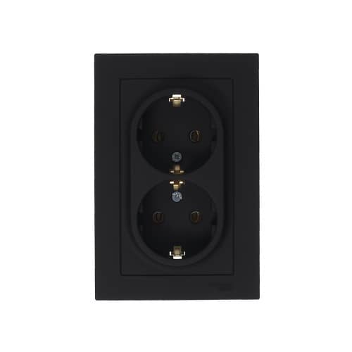 Купить Розетка двойная Schneider Electric Атлас Дизайн с заземлением с рамкой карбон по низкой цене