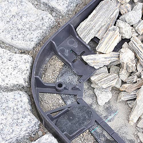 Купить Бордюр для плитки Prosperplast пластиковый 8 м в комплекте с колышками по низкой цене