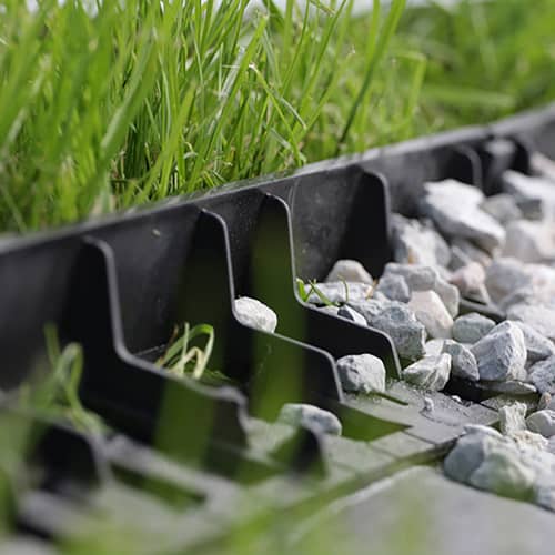 Купить Бордюр для плитки Prosperplast пластиковый 8 м в комплекте с колышками по низкой цене