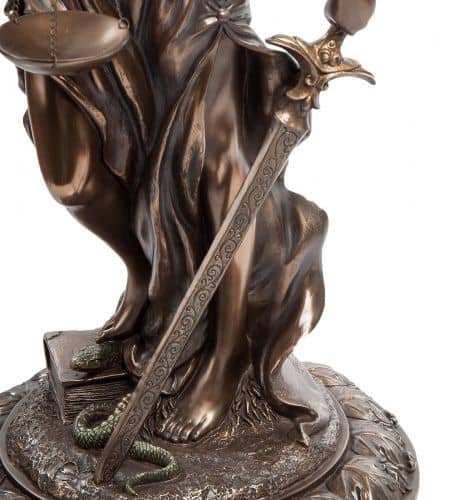 Купить Подставка Veronese Фемида - богиня правосудия WS-651 по низкой цене