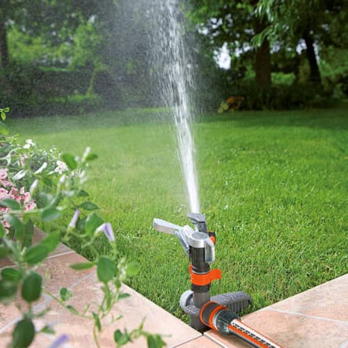 Купить Дождеватель импульсный на колышке Premium Gardena по низкой цене