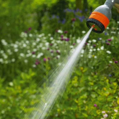 Купить Пистолет для полива Gardena Classic многофункциональный по низкой цене