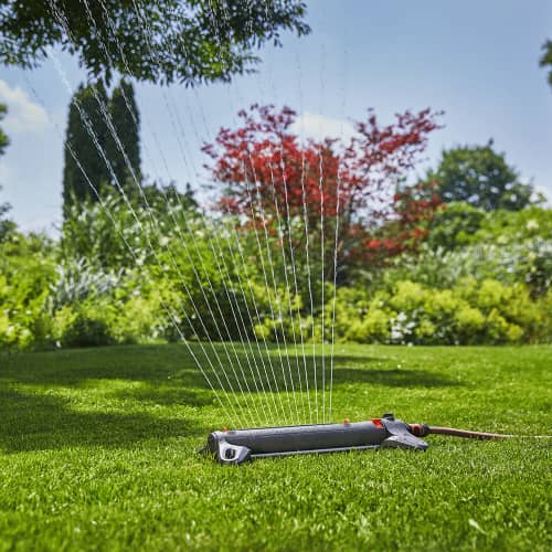 Купить Дождеватель осциллирующий Gardena AquaZoom M по низкой цене