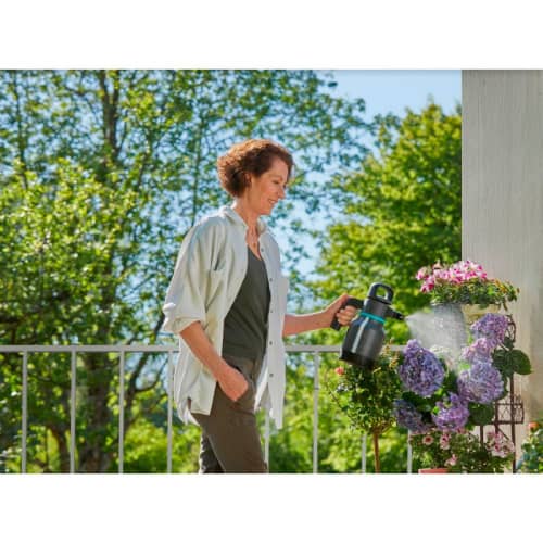 Купить Опрыскиватель помповый Gardena 1,25 л по низкой цене