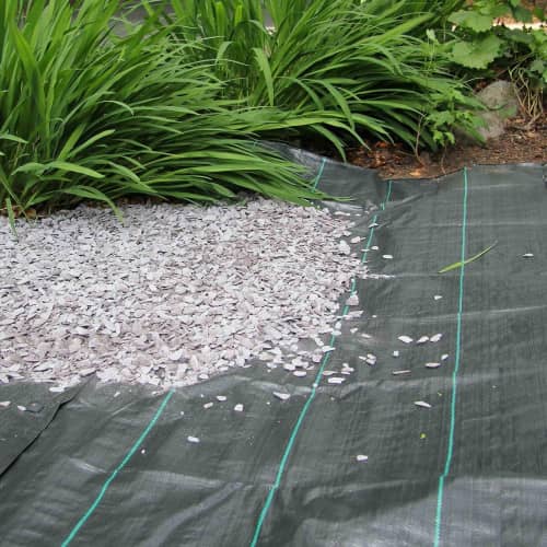 Купить Агроткань черная садовая 1,6х150 м по низкой цене