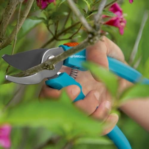 Купить Секатор Gardena Classic по низкой цене