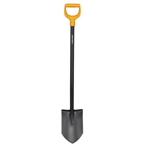 Купить Лопата штыковая Fiskars 1026686 с черенком по низкой цене