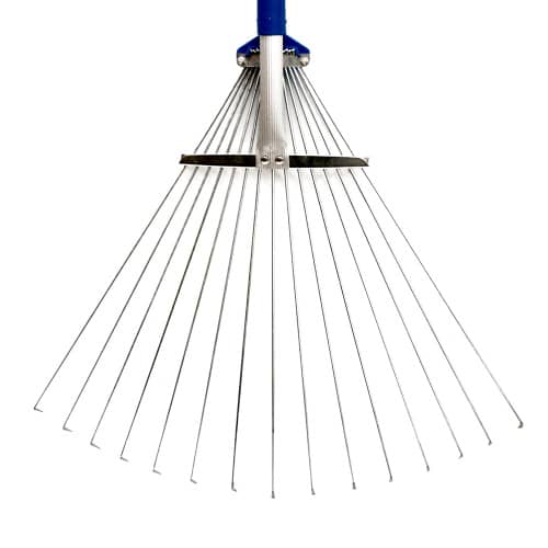 Купить Грабли веерные раздвижные с телескопической алюминиевой рукояткой по низкой цене