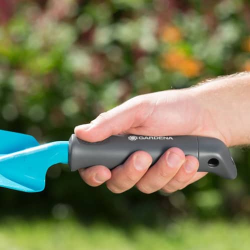 Купить Совок посадочный широкий Gardena Classic 8 см по низкой цене