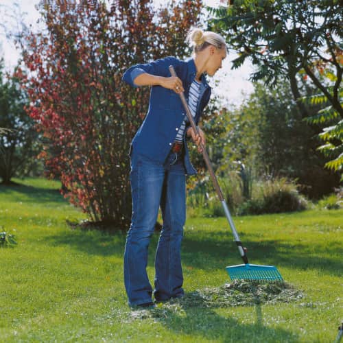 Купить Грабли для газонов Gardena combisystem по низкой цене