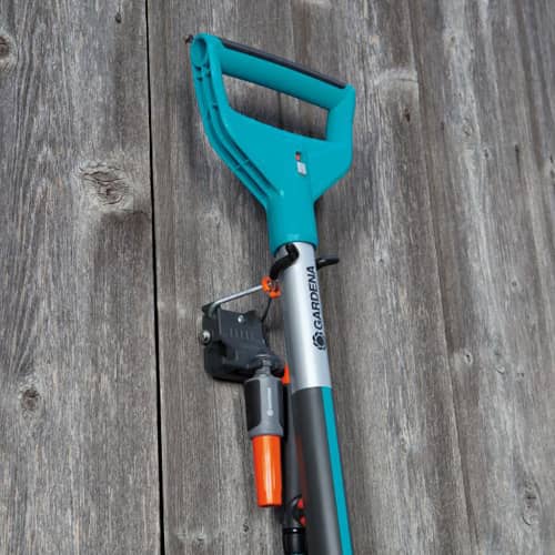 Купить Держатель к кронштейну для садовых инструментов Gardena по низкой цене