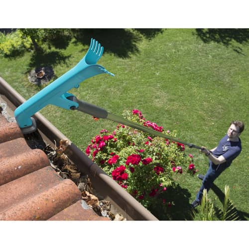 Купить Очиститель для желобов Gardena combisystem по низкой цене