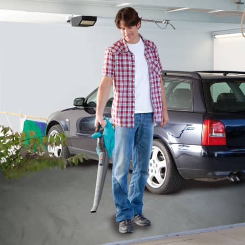 Купить Воздуходувка аккумуляторная Gardena AccuJet 18-Li без АКБ 18 B по низкой цене