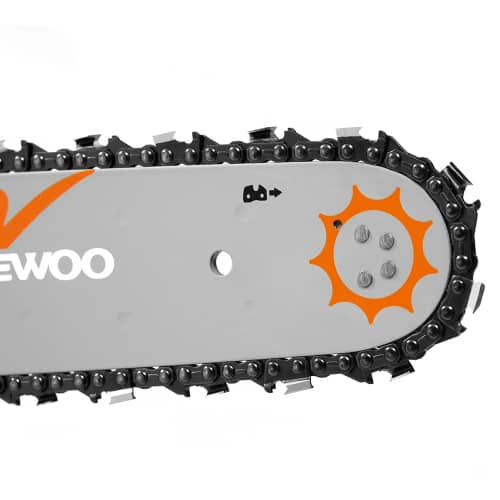 Купить Бензопила DAEWOO 5820XT 4,5 л.с. шина 20 50 см по низкой цене