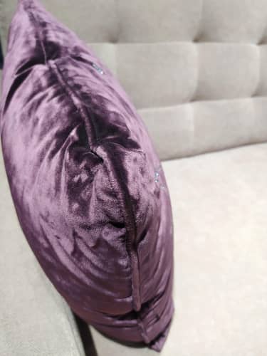 Купить Подушка Dream Land декоративная велюр фиолетовый с цветочным узором из кристаллов Swarovski 45х45 см по низкой цене