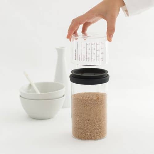Купить Банка Brabantia стеклянная, с мерным стаканом, серый 1 л по низкой цене