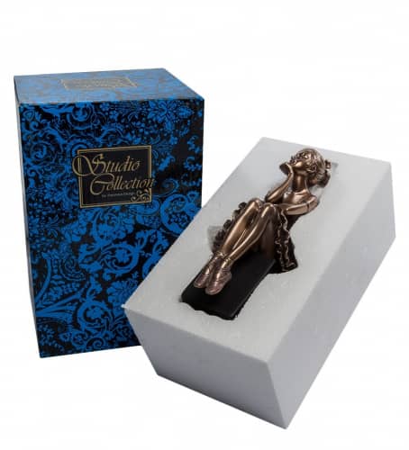 Купить Статуэтка Veronese Юная балерина WS-409 по низкой цене