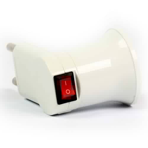 Купить Переходник вилка-Е27 с выключателем белый Smartbuy по низкой цене