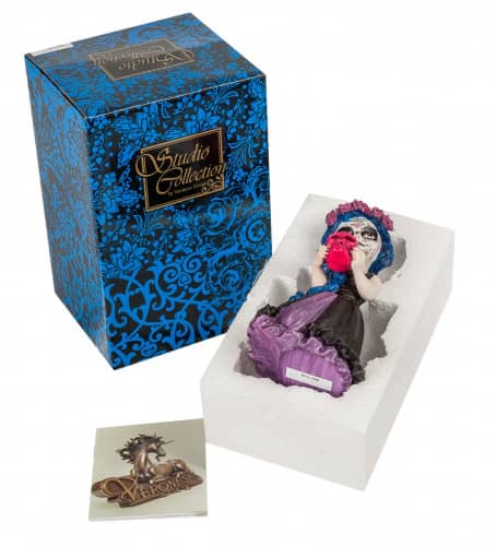 Купить Статуэтка Veronese Девочка с черепом WS-398 по низкой цене