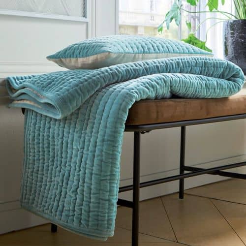 Купить Покрывало Blanc des Vosges Tibet Celadon, велюр по низкой цене