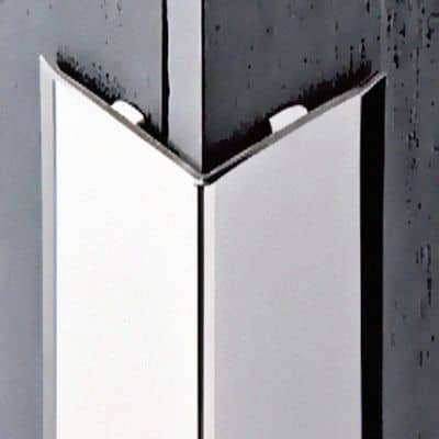 Деревянный, металлический, пластиковый напольный плинтус.