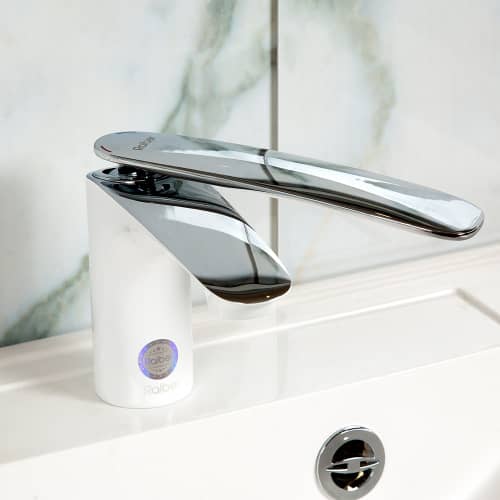 Купить Смеситель Raiber Dunis R1201 для раковины, однорычажный, хром белый по низкой цене