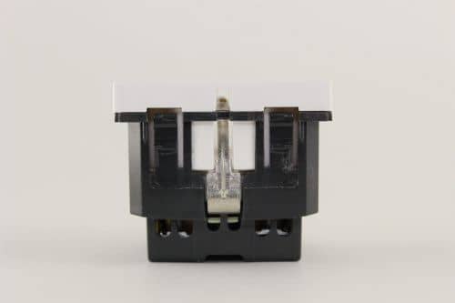 Купить Розетка Legrand Mosaic 2К+З с заземлением белая по низкой цене