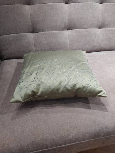 Купить Подушка Dream Land декоративная жаккард бежевый со стразами Swarovski 35х35 см по низкой цене