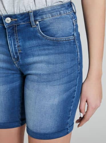 Купить Шорты-бермуды Piazza Italia джинсовые, светло-синие по низкой цене