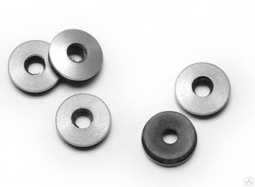 Купить Шайба плоская с резиновым уплотнителем по низкой цене